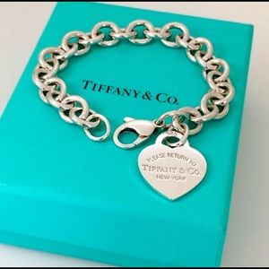 Tiffany & Co. Silver .925 heart bracelet